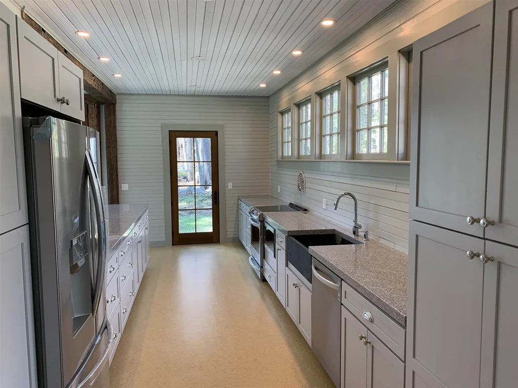 765 North Main Street Wolfeboro NH 03894