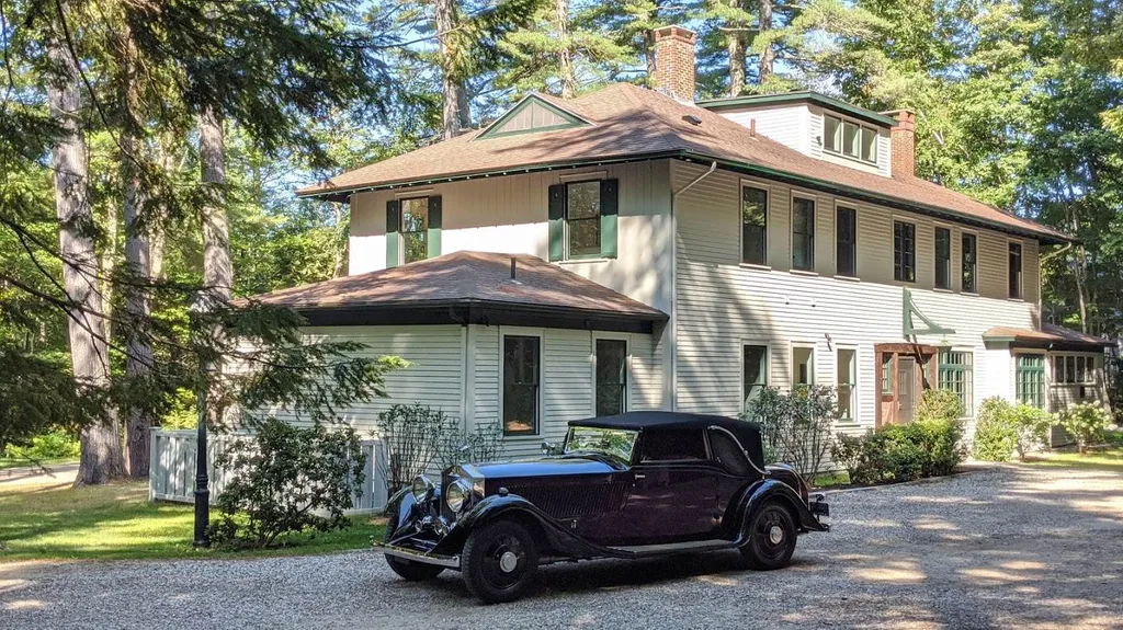 765 North Main Street Wolfeboro NH 03894