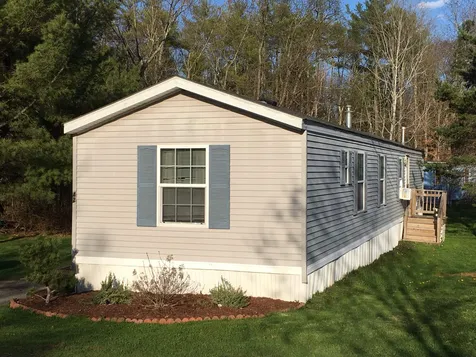 42 Lindenshire Avenue Exeter NH 03833