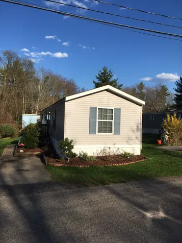 42 Lindenshire Avenue Exeter NH 03833