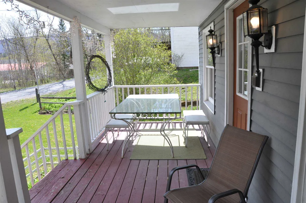 34 Riverside Heights Manchester VT 05255