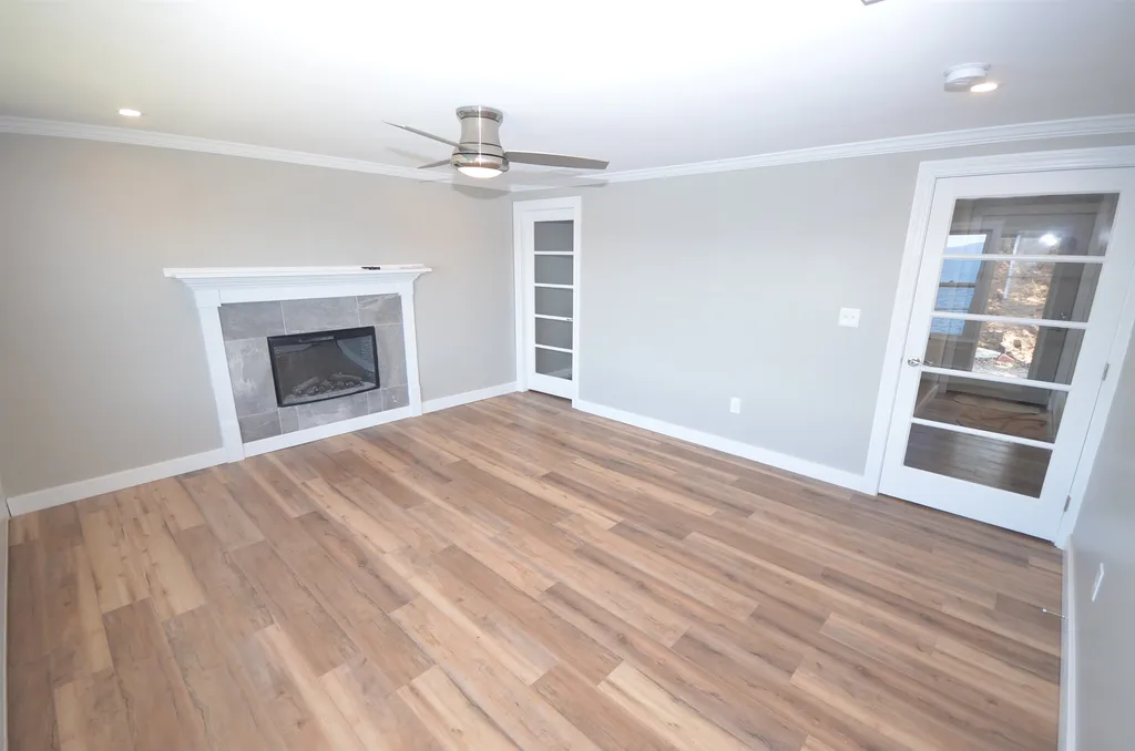 94 Belknap Point Road Gilford NH 03249