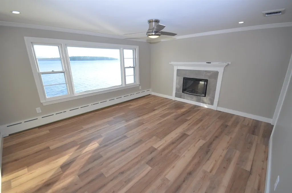 94 Belknap Point Road Gilford NH 03249