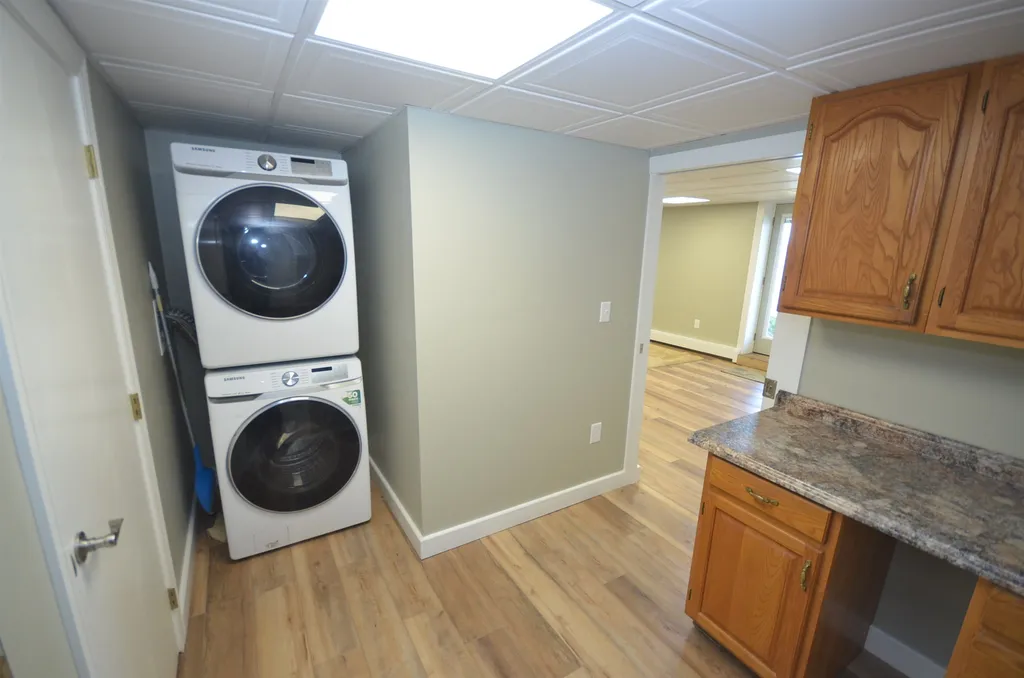 94 Belknap Point Road Gilford NH 03249