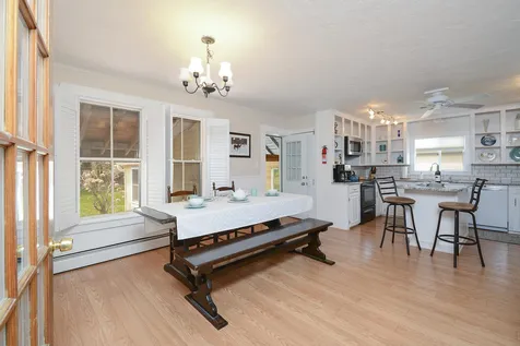 7 River Street Wolfeboro NH 03894