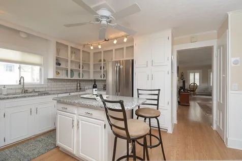 7 River Street Wolfeboro NH 03894