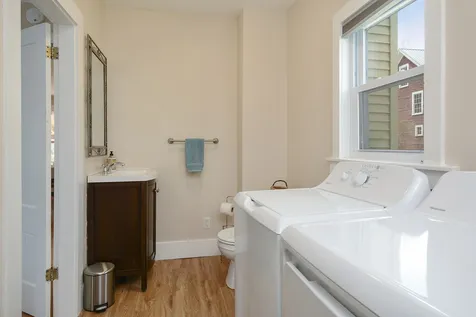 7 River Street Wolfeboro NH 03894