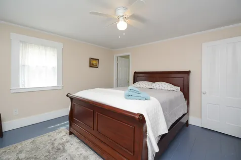 7 River Street Wolfeboro NH 03894