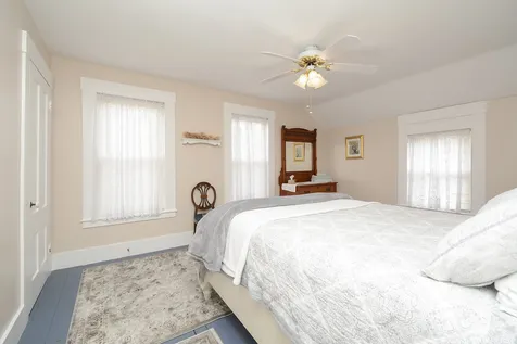 7 River Street Wolfeboro NH 03894