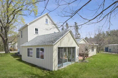 7 River Street Wolfeboro NH 03894
