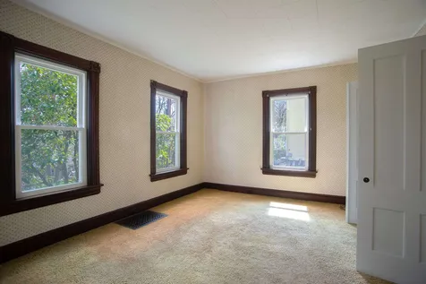 31 Organ Street Brattleboro VT 05301