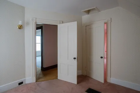 31 Organ Street Brattleboro VT 05301