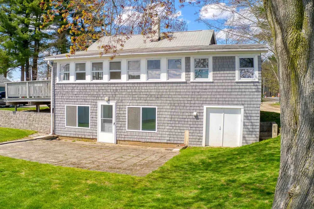 13 Boston Harbor Road Dover NH 03820