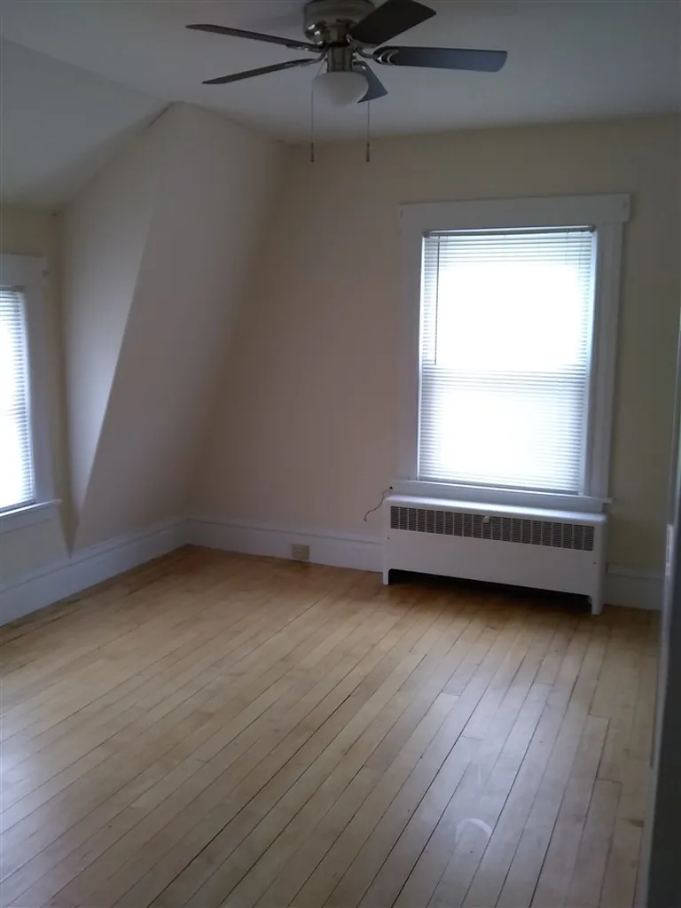 59 Commonwealth Avenue Springfield VT 05156