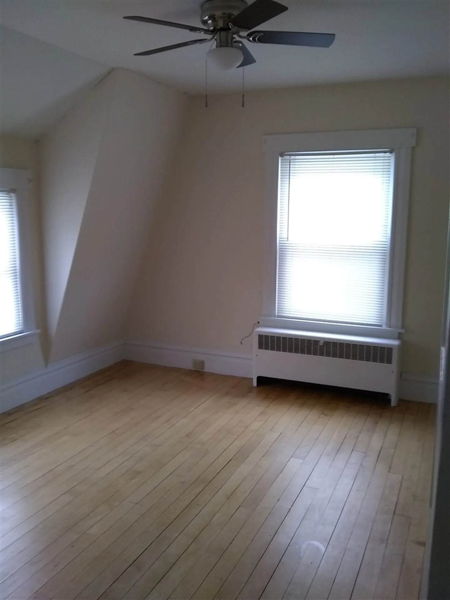 59 Commonwealth Avenue Springfield VT 05156