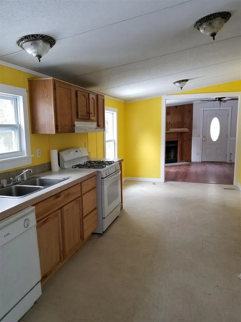 771 Eastman Road Grafton VT 05146