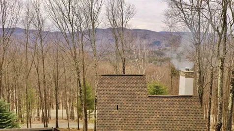 391 Falcon Loop East Rochester VT 05767