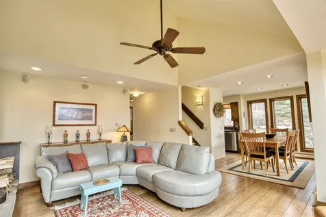 391 Falcon Loop East Rochester VT 05767