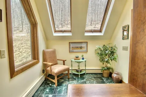 391 Falcon Loop East Rochester VT 05767