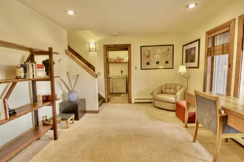 391 Falcon Loop East Rochester VT 05767