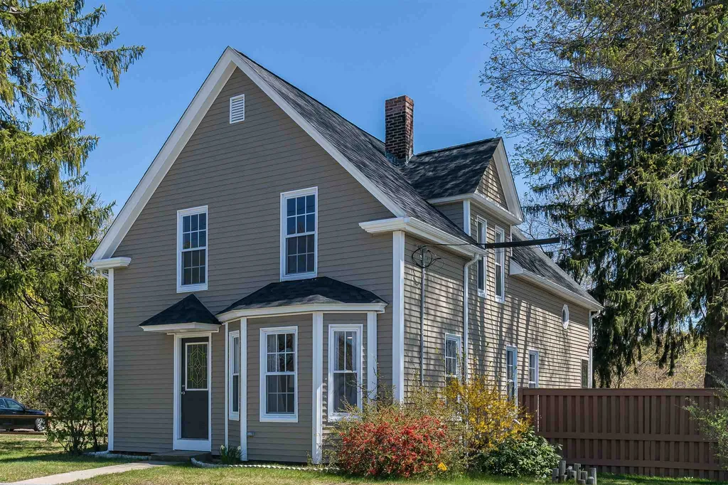 64 Westville Road Plaistow NH 03865