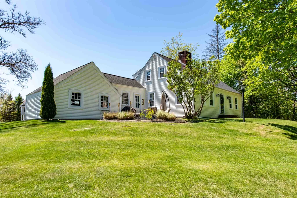 19 Village Drive Dover NH 03820
