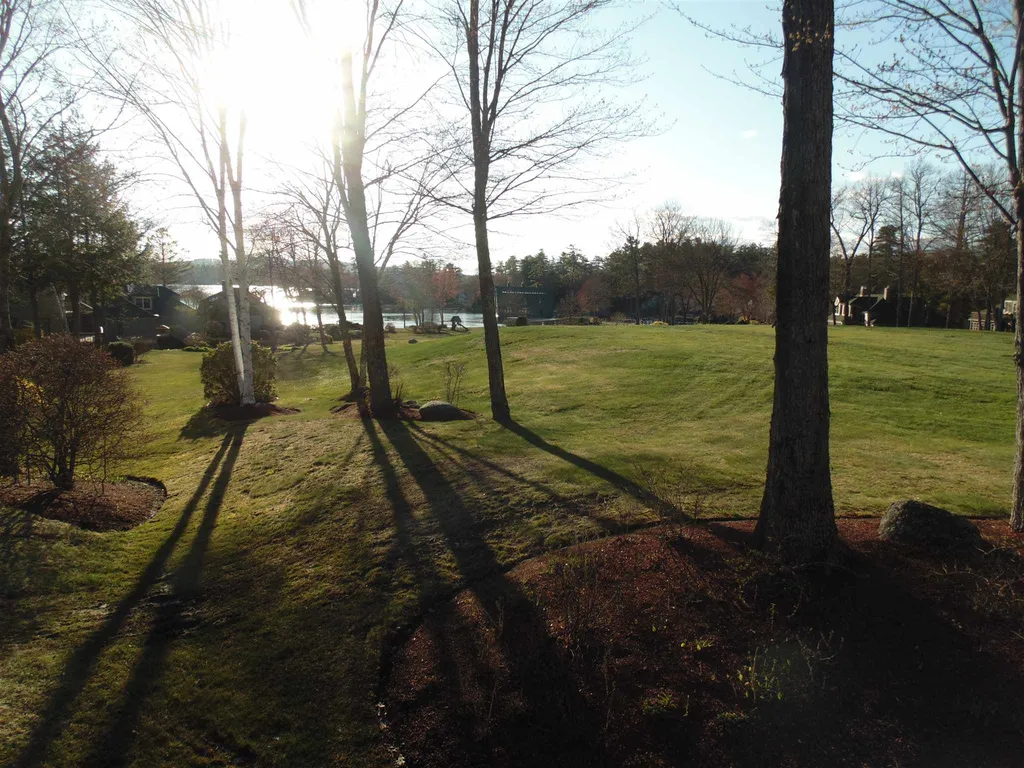 23 Windward Way Moultonborough NH 03254