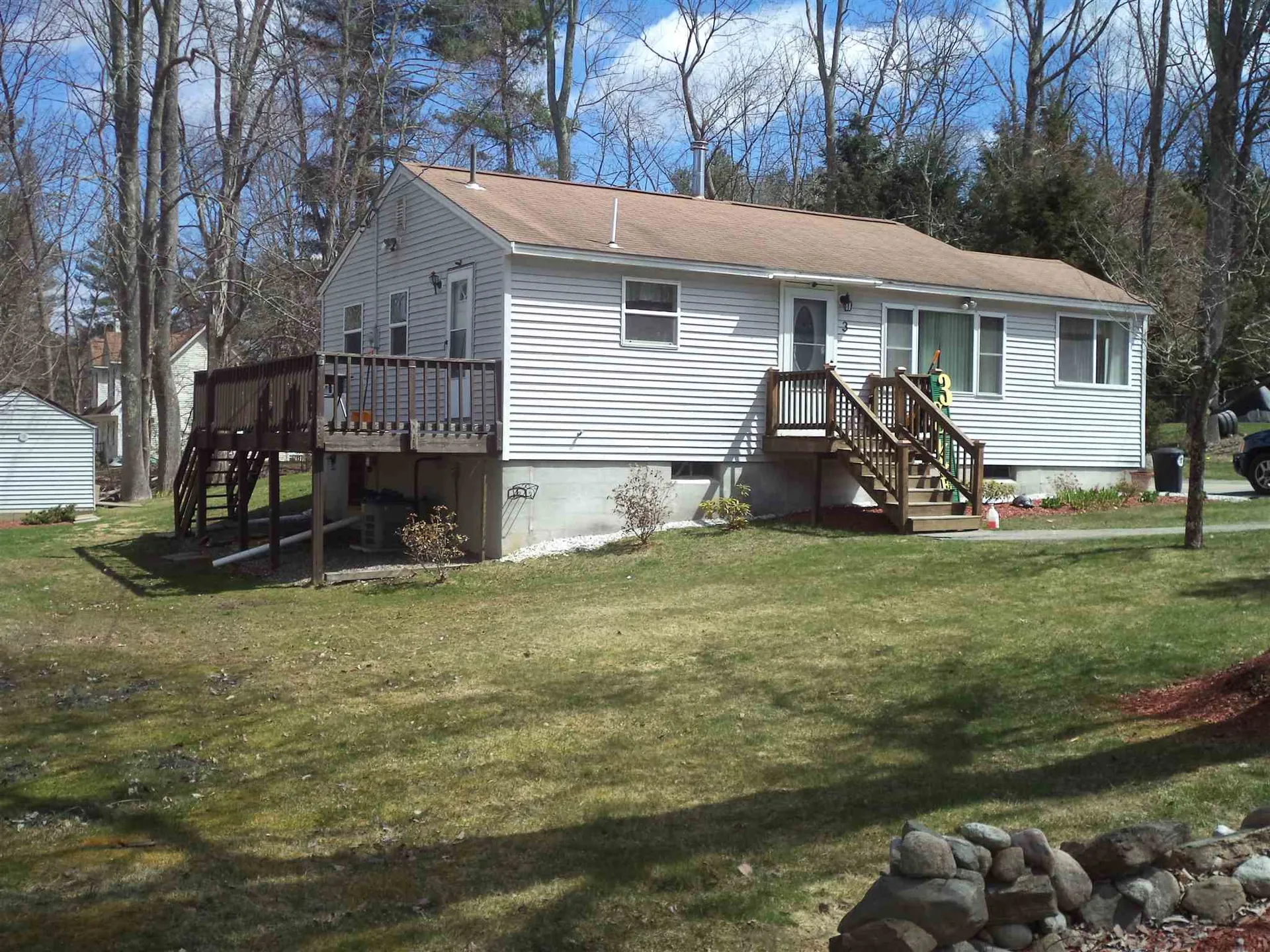 3 Summer Street Windham NH 03087