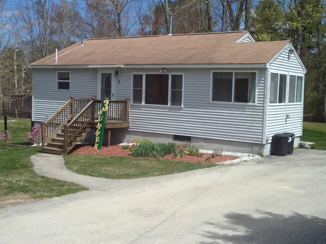 3 Summer Street Windham NH 03087