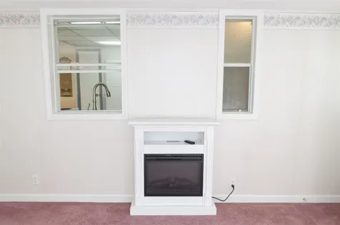 33 Oak Hill Drive Hampstead NH 03841-2296