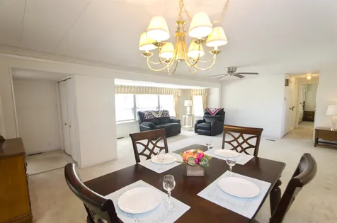 33 Oak Hill Drive Hampstead NH 03841-2296