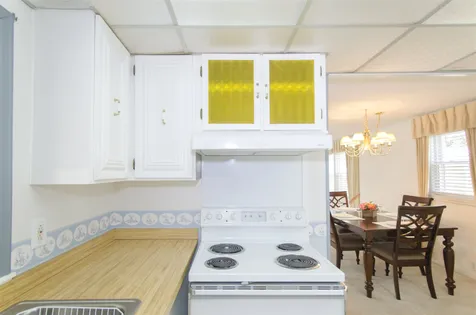 33 Oak Hill Drive Hampstead NH 03841-2296