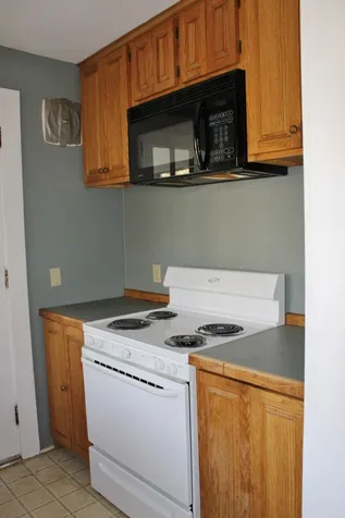 27 Litchfield Street Springfield VT 05156