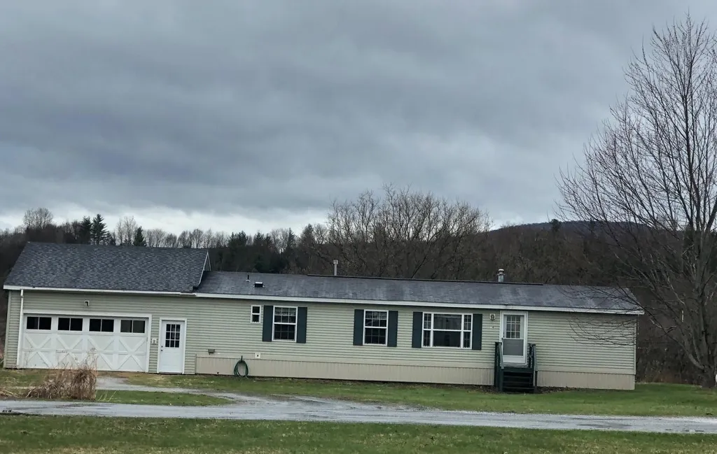 74 Hunt Street Fairfax VT 05454