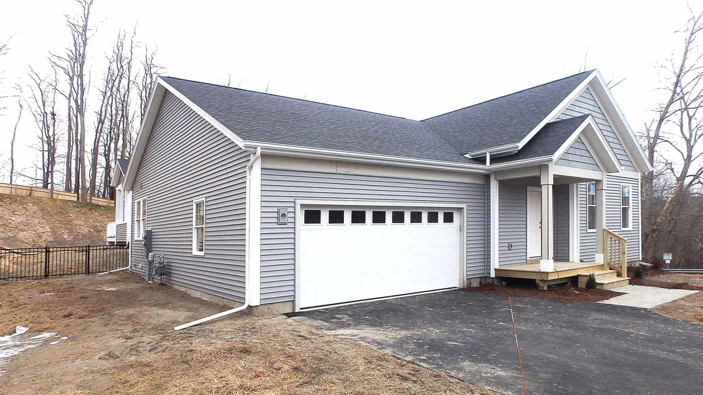 16 Irish Hill Road Shelburne VT 05482