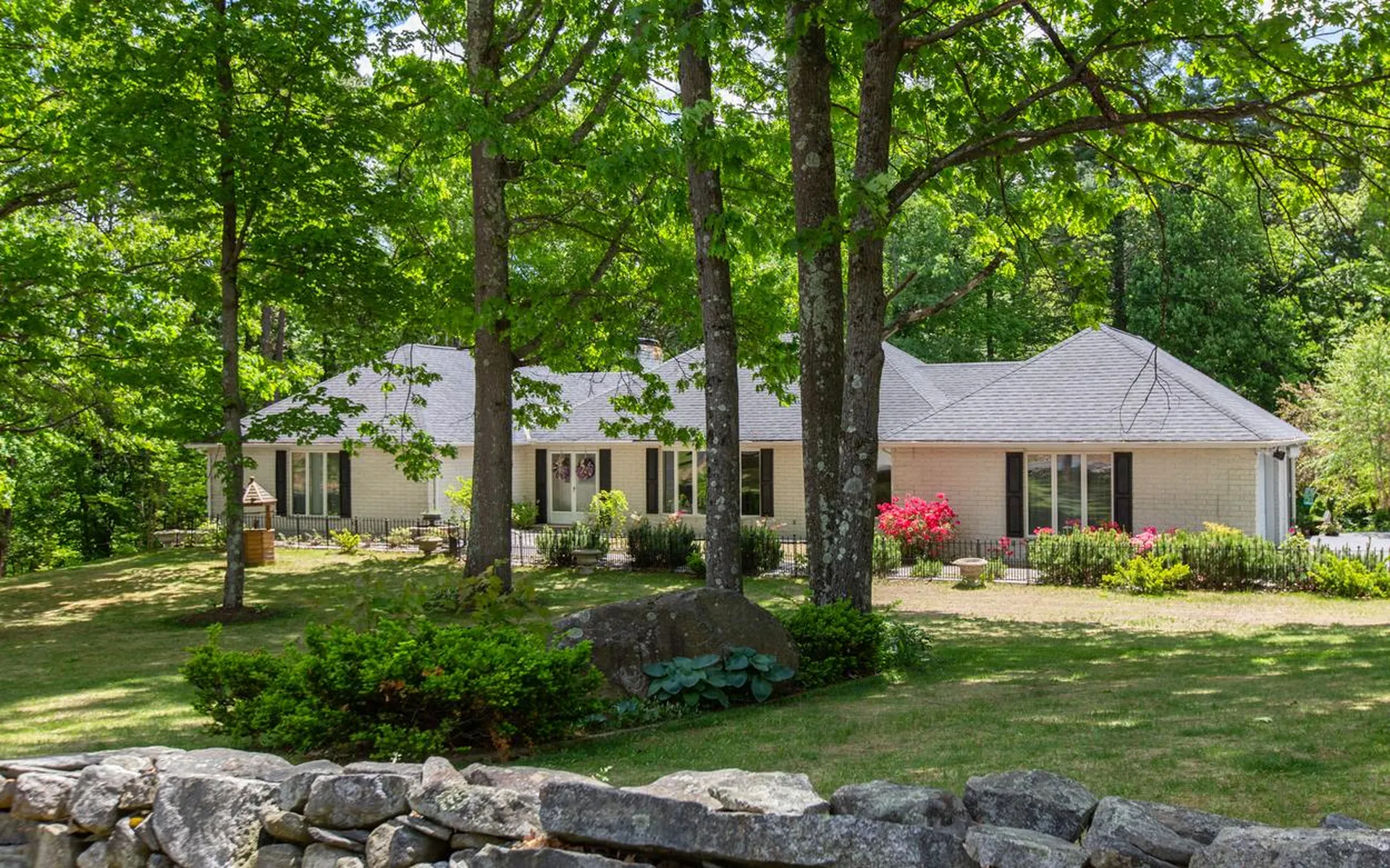 267 Sherburne Road Pelham NH 03076