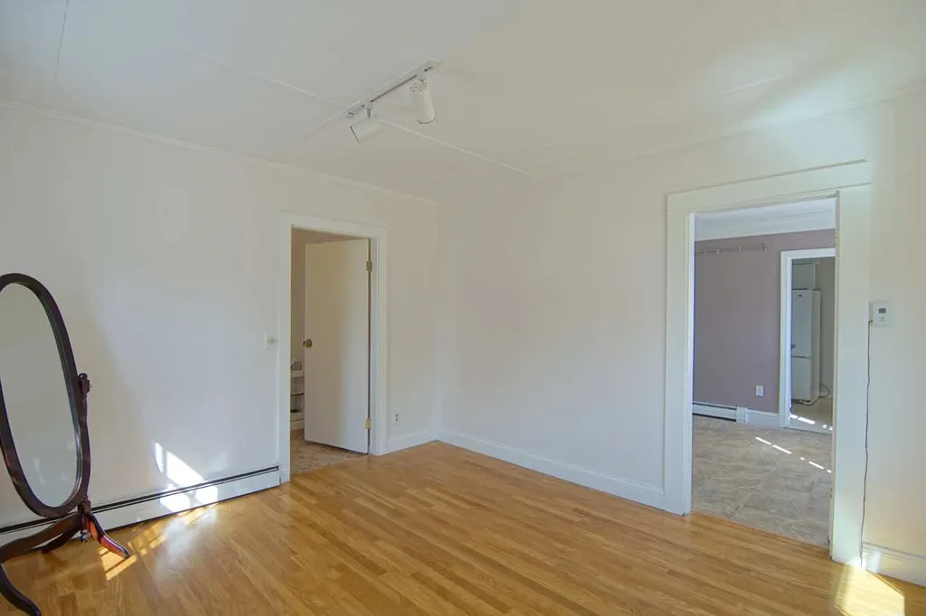 924 Woodbury Avenue Portsmouth NH 03801