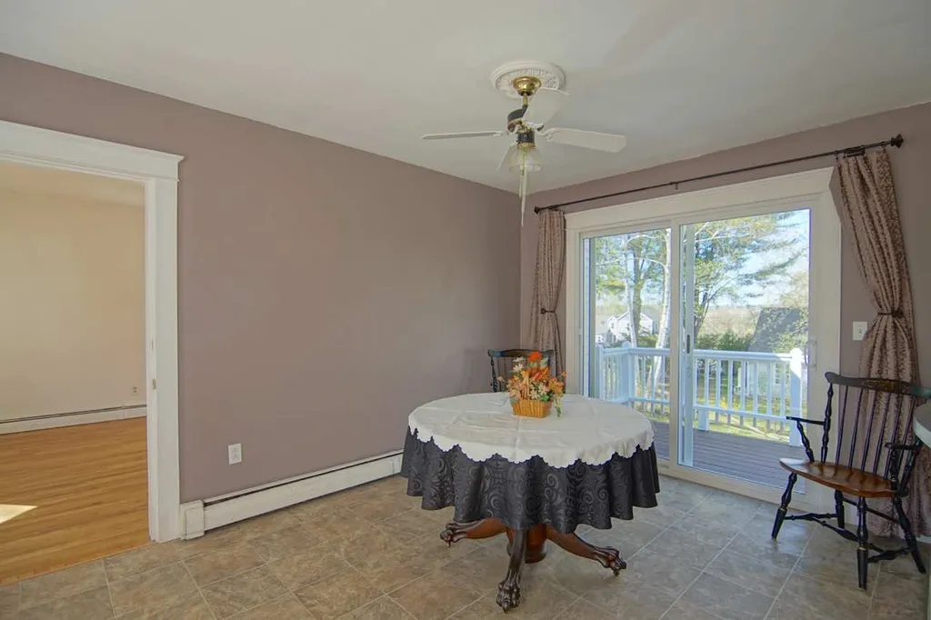 924 Woodbury Avenue Portsmouth NH 03801