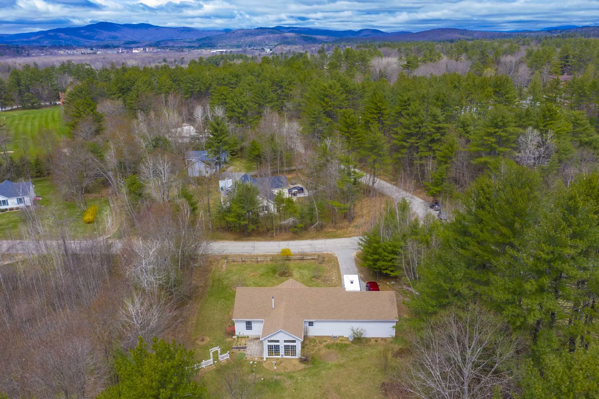 27 Fairway Drive Ashland NH 03217