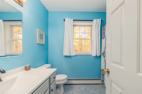 50 Cole Road Chester NH 03036