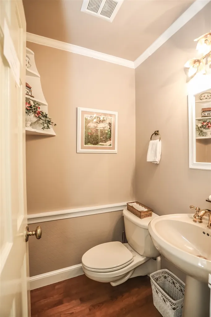 15 Chandler Road Bedford NH 03110