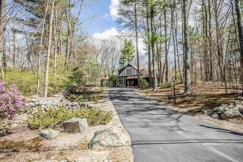 15 Chandler Road Bedford NH 03110