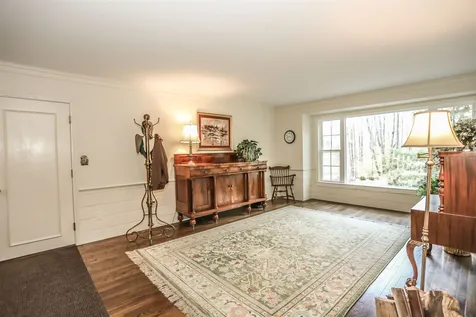 15 Chandler Road Bedford NH 03110