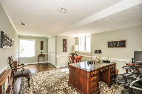 15 Chandler Road Bedford NH 03110