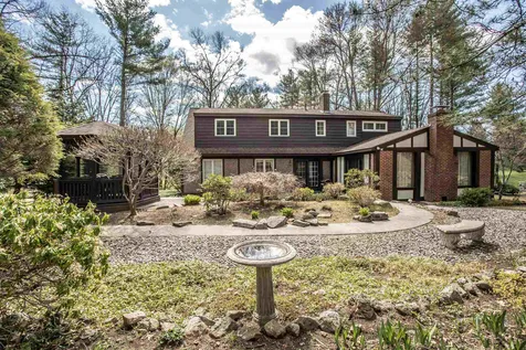 15 Chandler Road Bedford NH 03110