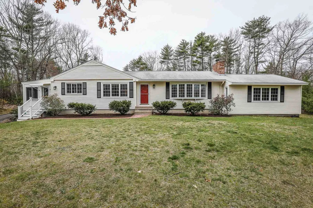 91 Rockingham Road Londonderry NH 03053
