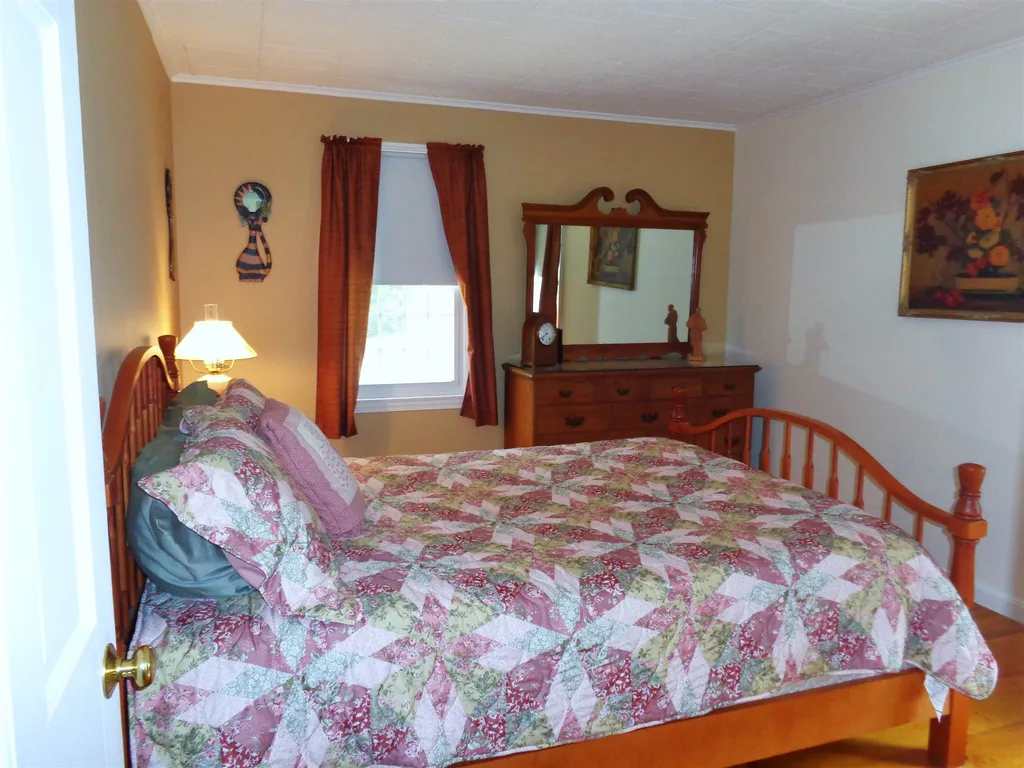 12 Searle Hill Road Danbury NH 03230