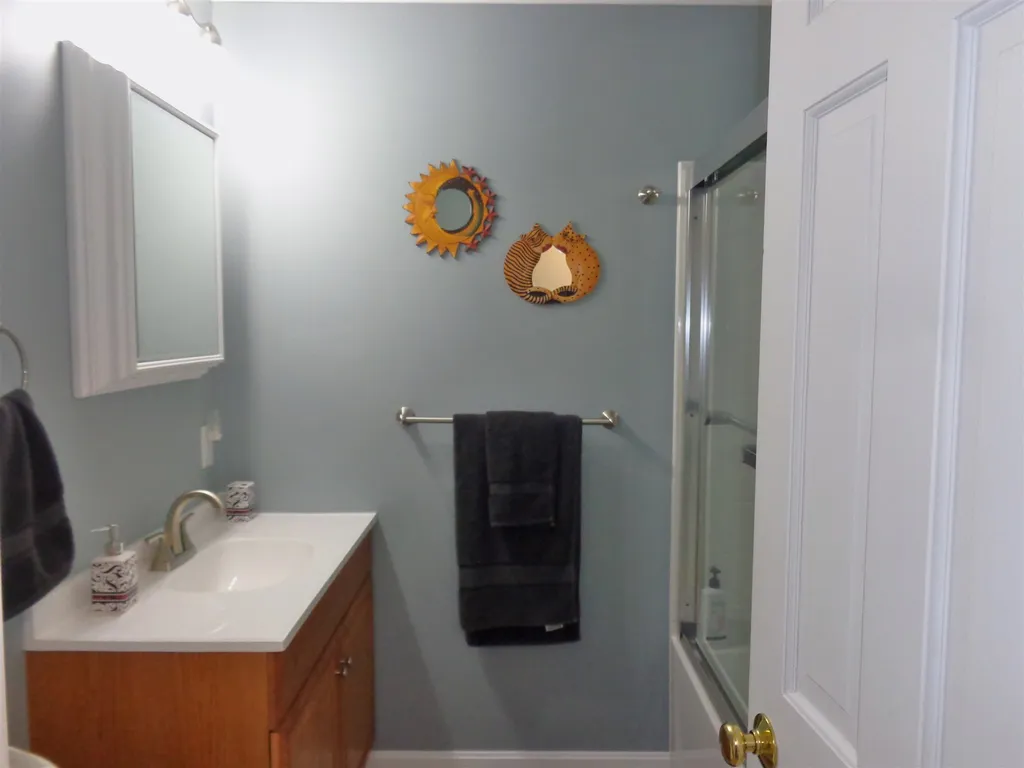 12 Searle Hill Road Danbury NH 03230