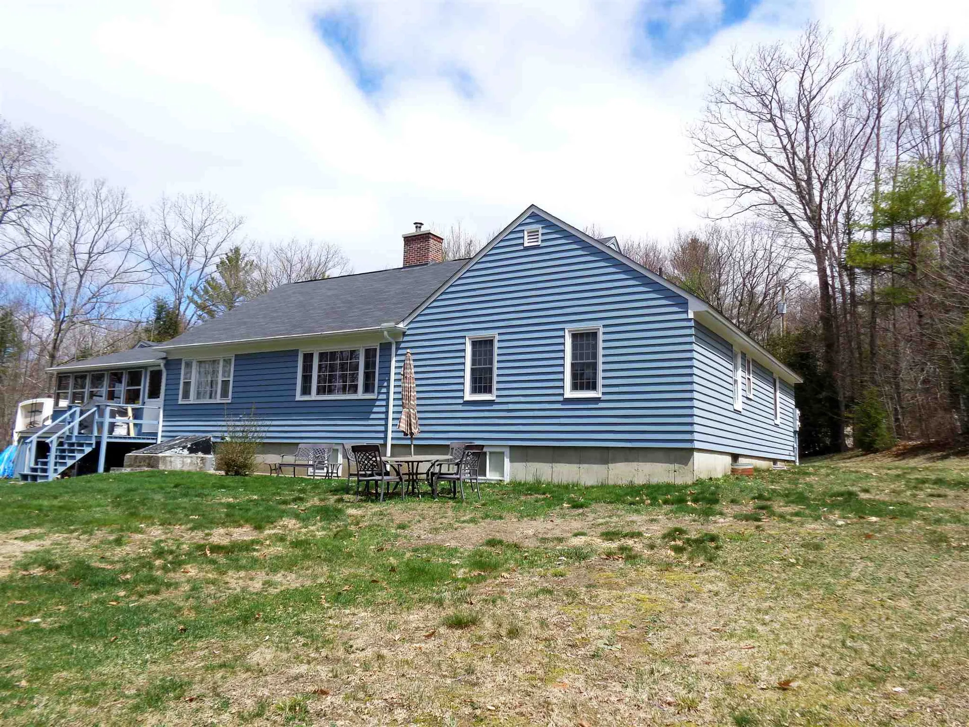 12 Searle Hill Road Danbury NH 03230