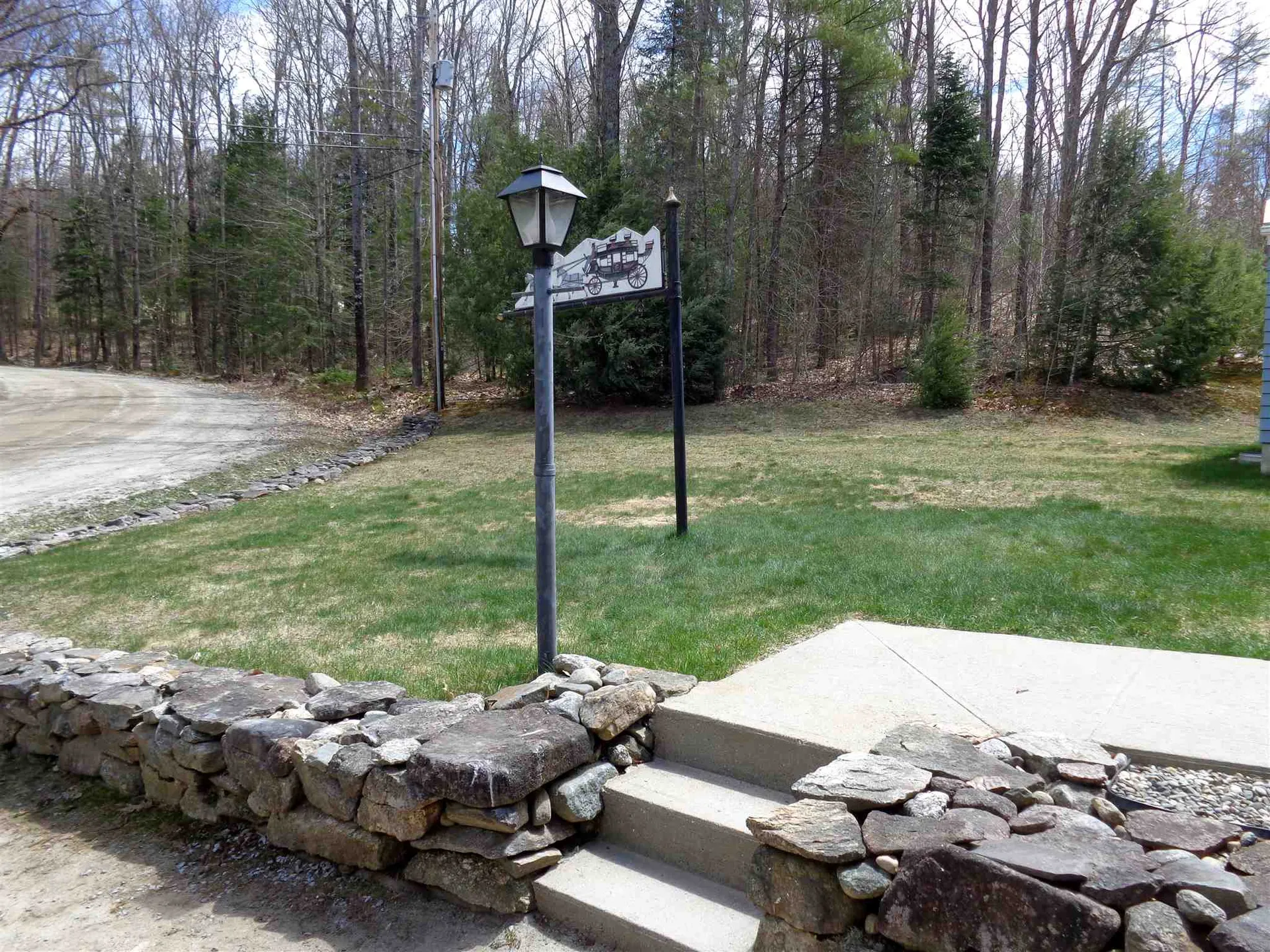 12 Searle Hill Road Danbury NH 03230